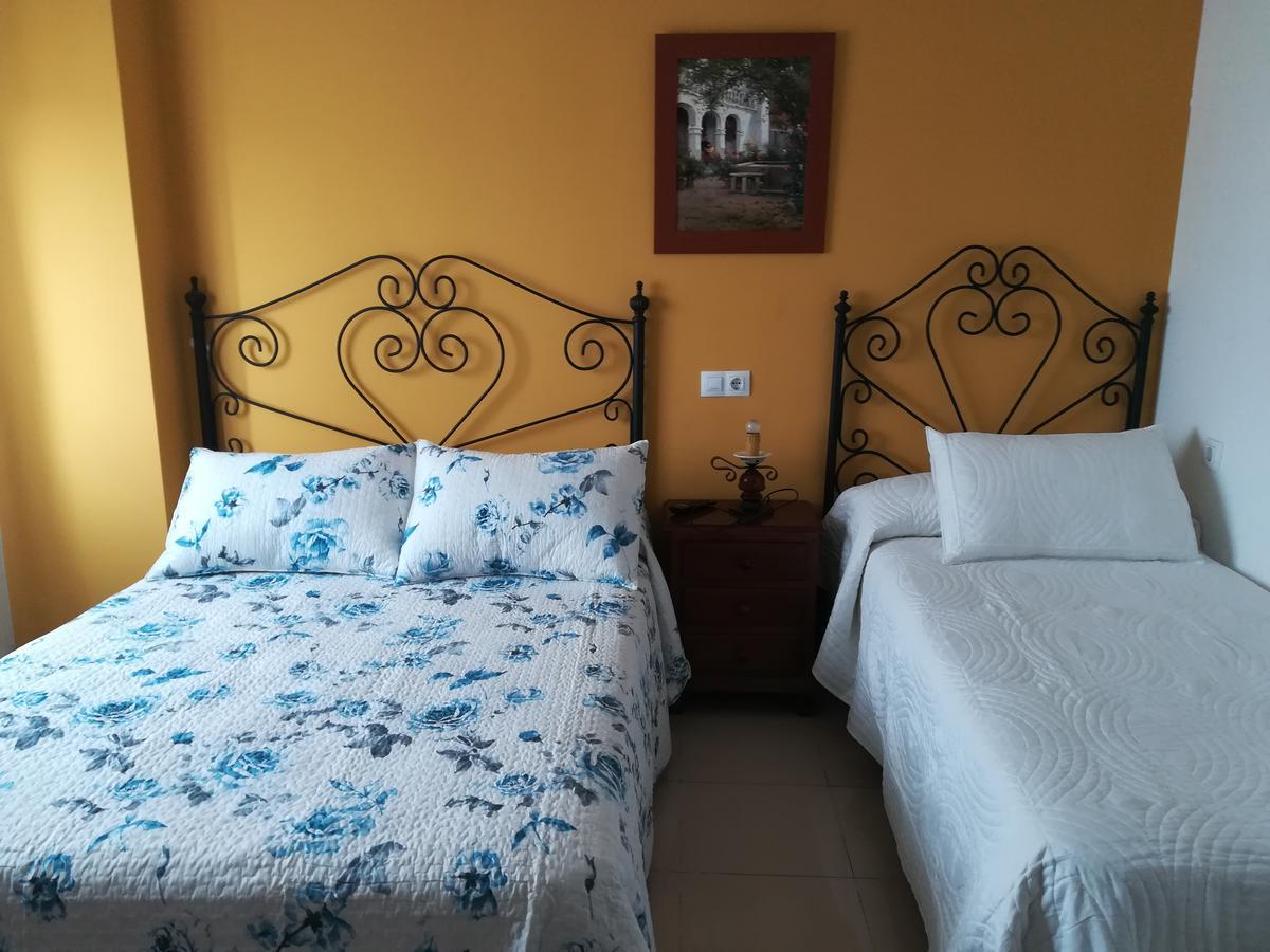 Hostal Cañamares エクステリア 写真